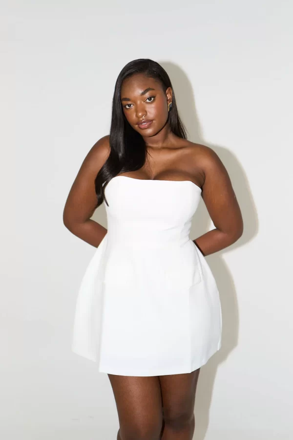 The Strapless Dress - Image 7