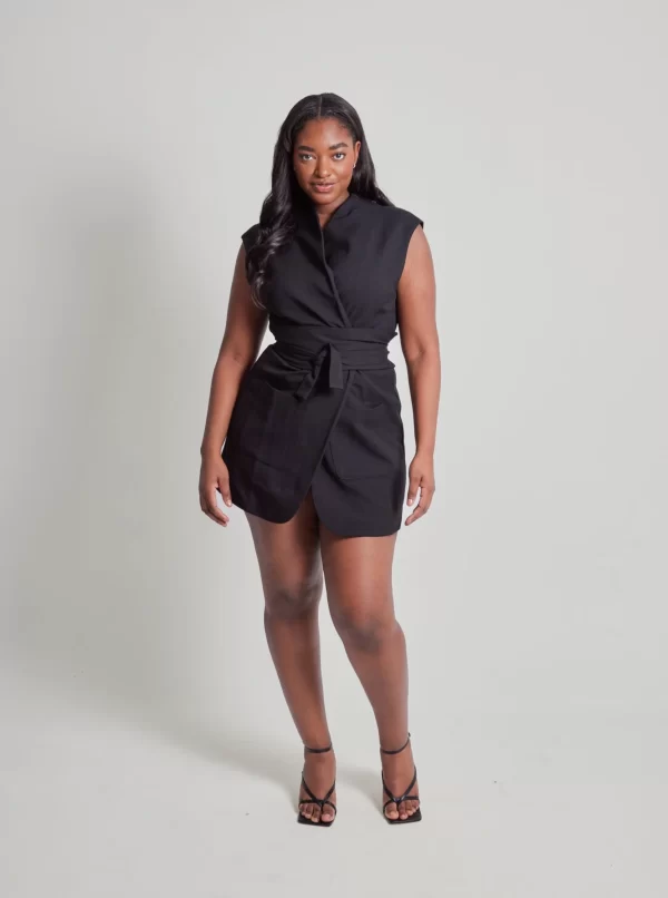 The Sleeveless Dress With Additional Belts - Image 6